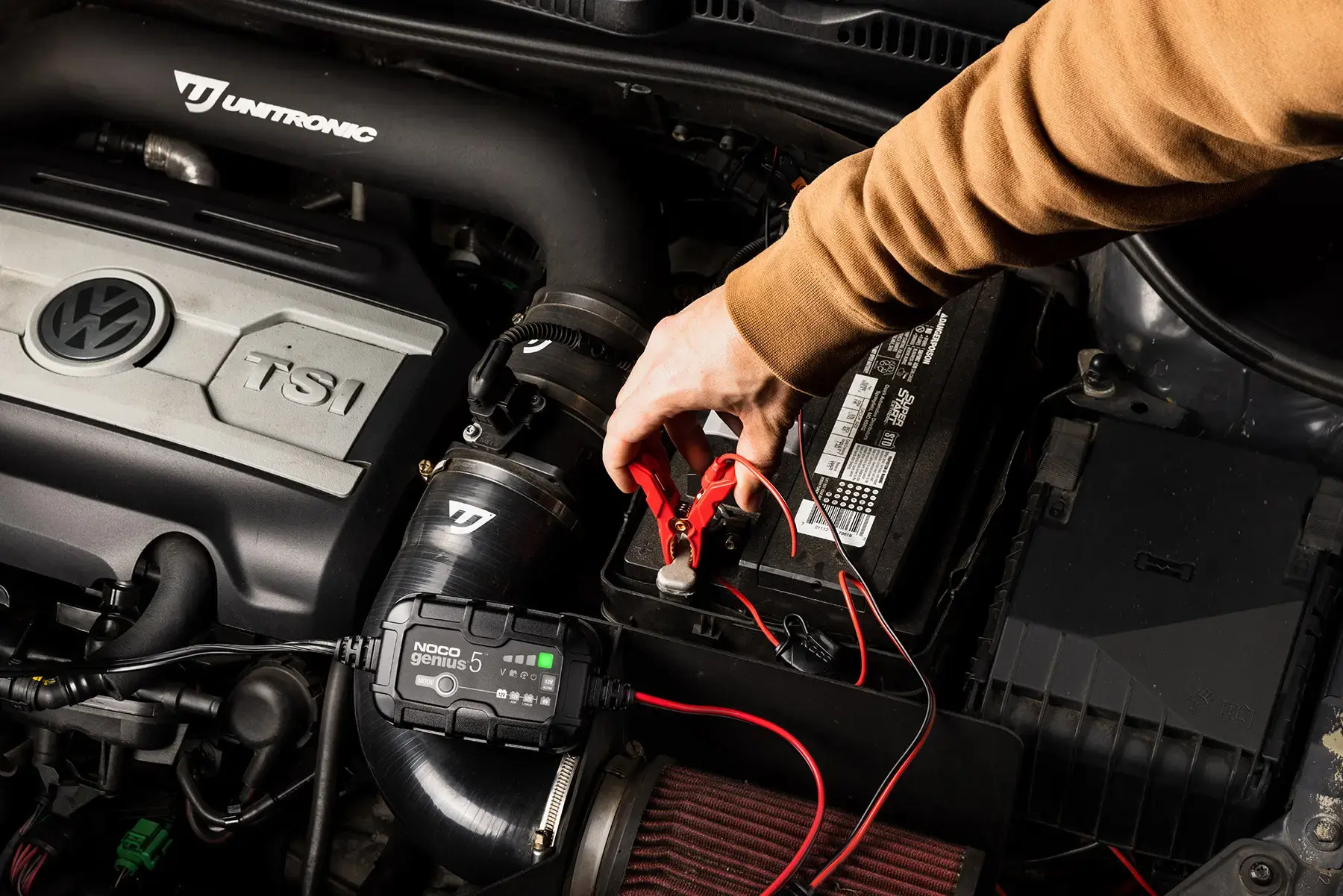 Noco GENIUS5 6V/12V 5-Amp Smart Battery Charger