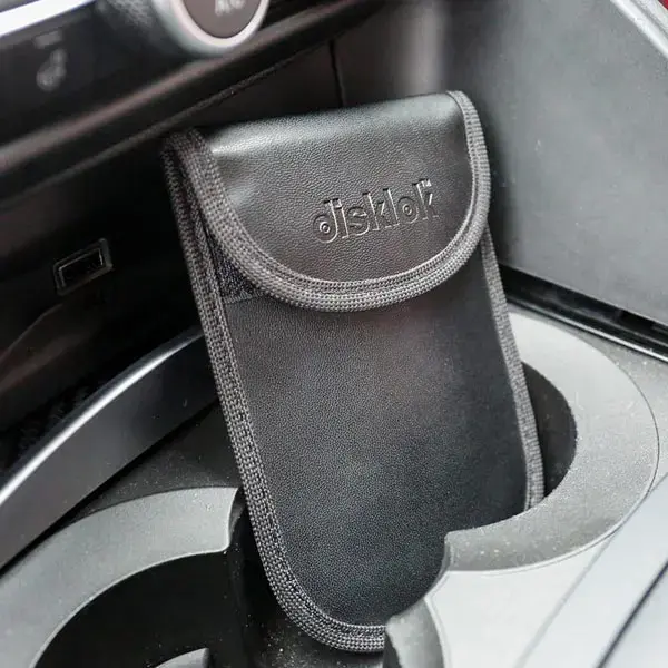 DISKLOK RFID Faraday Signal Blocking Wallet, 14Cm