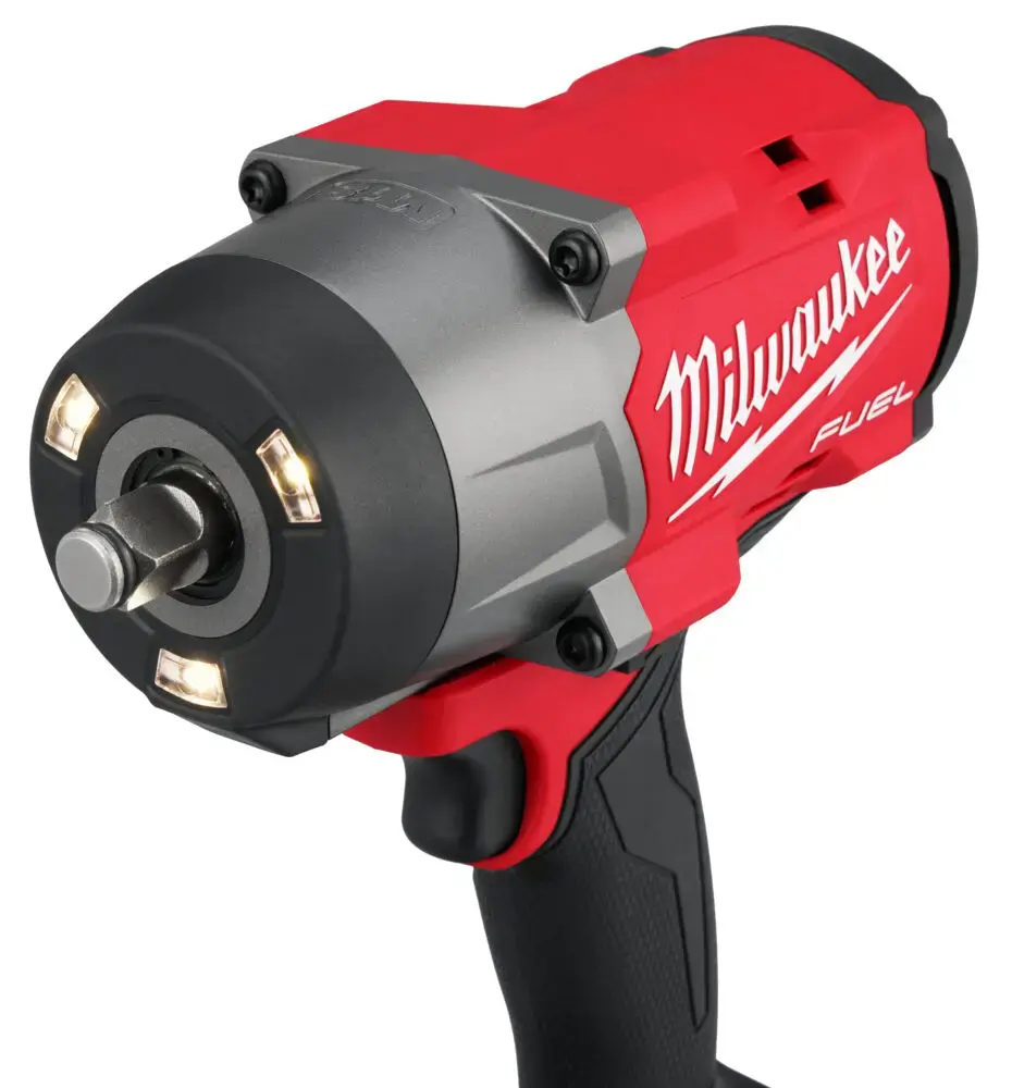 Milwaukee M18 FUEL High-Torque Impact Wrench 1/2 Friction Ring 2 x 5amp batts