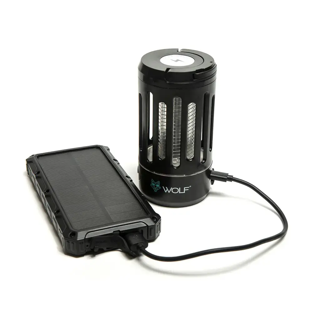Wolf Outdoors SPB-16 Solar Power Bank